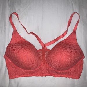 No wire bra from Victoria’s Secret 36C